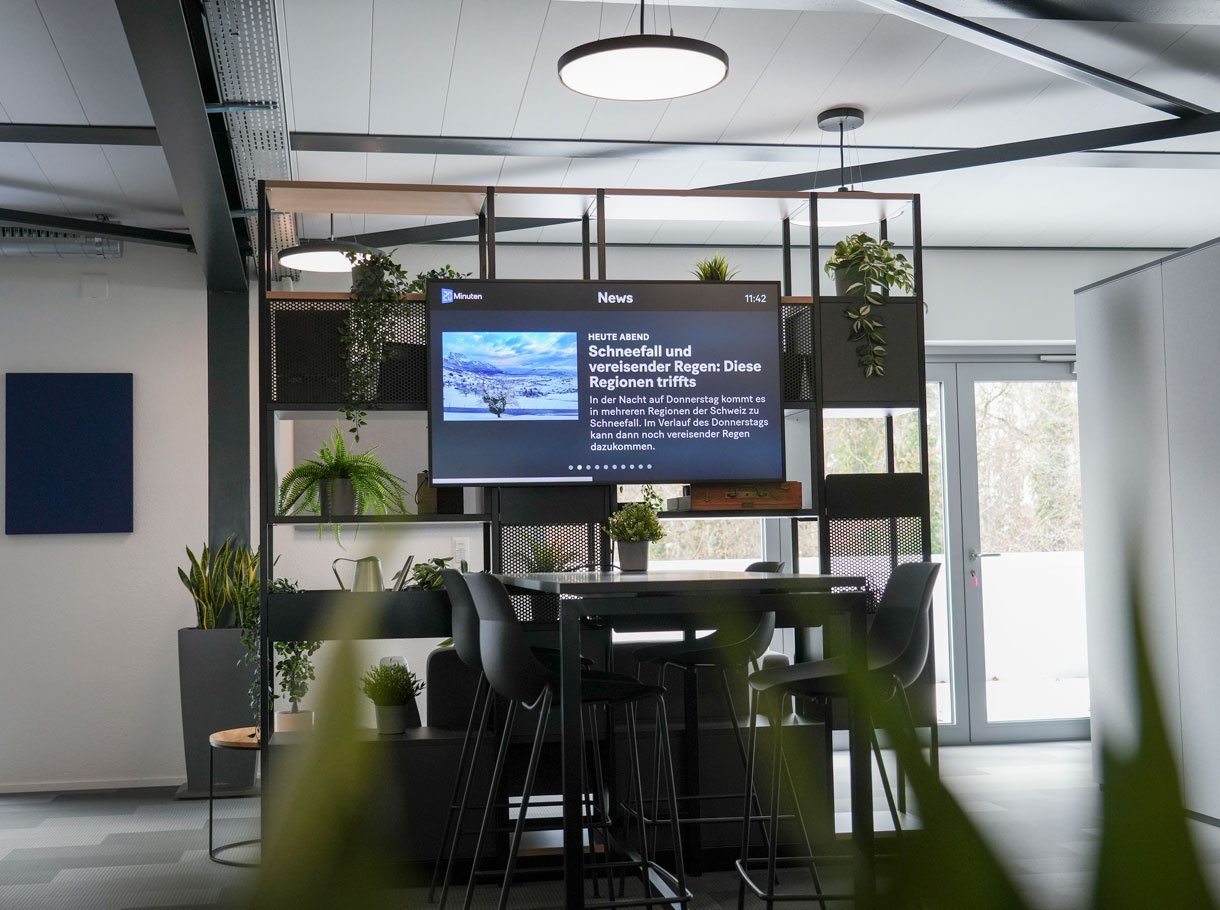 Infoscreen Cafeteria, Louis Stuber AG, Kilchenmann Infoscreen Cafeteria, Louis Stuber AG, Kilchenmann