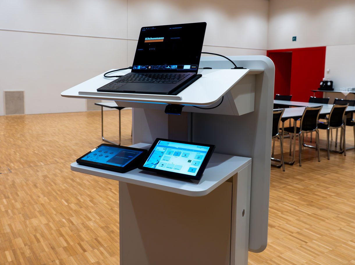 Siegfried AG Zofingen Forum - Rednerpult