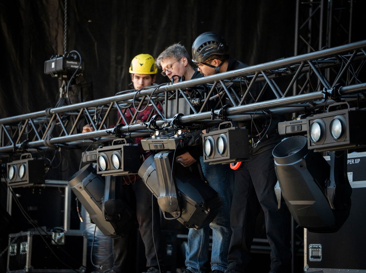 Aufbau, Hauptbühne, Marktplatz, Adelboden live 2026, Kilchenmann AG Aufbau, Hauptbühne, Marktplatz, Adelboden live 2026, Kilchenmann AG